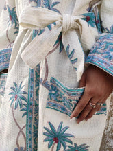 Load image into Gallery viewer, Coconut Creek Waffle Weave Bath Robe