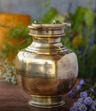 Load image into Gallery viewer, Antique Kooja Kalash