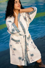 Load image into Gallery viewer, Coconut Creek Waffle Weave Bath Robe