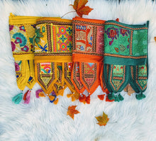 Load image into Gallery viewer, Toran Bandhanwar