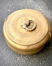 Load image into Gallery viewer, Vintage Brass Chapati Box