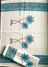 Load image into Gallery viewer, Coconut Creek Waffle Weave Wash Cloth Set of 2