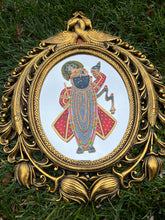 Load image into Gallery viewer, Hand Painted Shrinath Ji Cutout