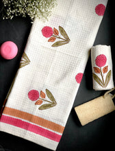 Load image into Gallery viewer, Zenia Bath Towel