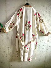 Load image into Gallery viewer, Hibiscus Waffle Weave Bath Robe