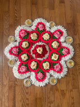 Load image into Gallery viewer, Gajra and Rose Rangoli set- 17 pieces
