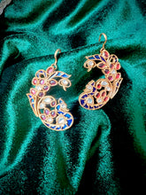 Load image into Gallery viewer, Mayuri Ear Cuff Earrings
