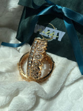 Load image into Gallery viewer, Ishani Moissanite Bangles- Pair
