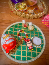 Load image into Gallery viewer, Kids Rakhi Hamper- Characters
