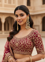 Load image into Gallery viewer, Jharna Earrings
