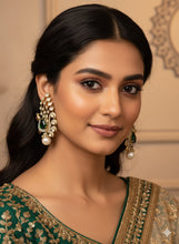 Load image into Gallery viewer, Morni Earrings
