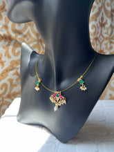Load image into Gallery viewer, Danity Chain and earrings set

