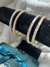 Load image into Gallery viewer, Kavya Moissanite Bangles- Set of 4
