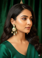 Load image into Gallery viewer, Malini Earrings
