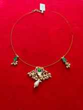 Load image into Gallery viewer, Danity Chain and earrings set
