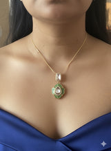 Load image into Gallery viewer, Anya Moissanite Pendant Chain Set
