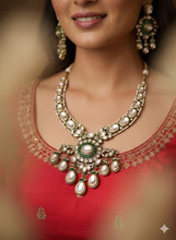 Load image into Gallery viewer, Koel Bridal Set
