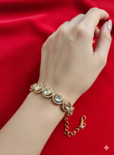 Load image into Gallery viewer, Kashvi Moissanite Bracelet
