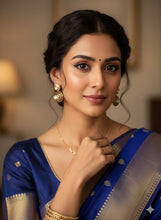 Load image into Gallery viewer, Vedika Earrings
