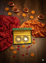 Load image into Gallery viewer, Bandhani Box with Mirror Tealight
