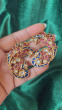 Load and play video in Gallery viewer, Mayuri Ear Cuff Earrings
