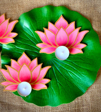 Load image into Gallery viewer, Handpainted Pichwai Lotus Cutouts- set of 4

