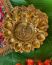 Load image into Gallery viewer, Saptmukhi Brass Ganesh Diya
